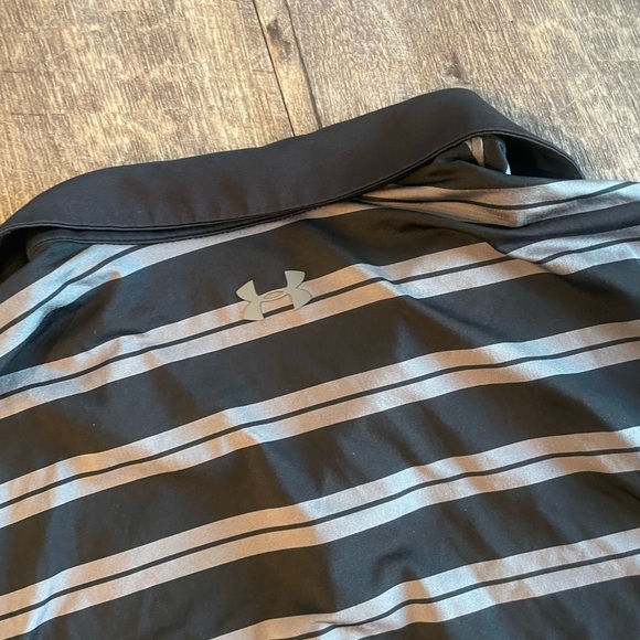 Men’s Under Armour Polo Size Medium - Picture 6 of 6